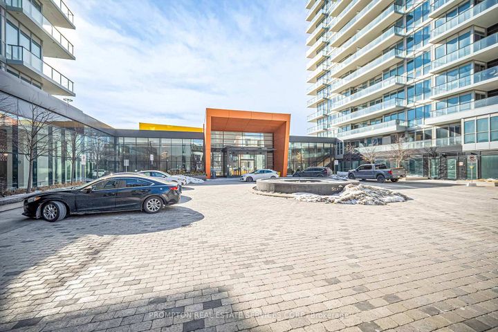 Photo 1 at 611 - 95 Mcmahon Drive, Bayview Village, Toronto