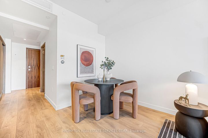 Photo 18 at 611 - 95 Mcmahon Drive, Bayview Village, Toronto