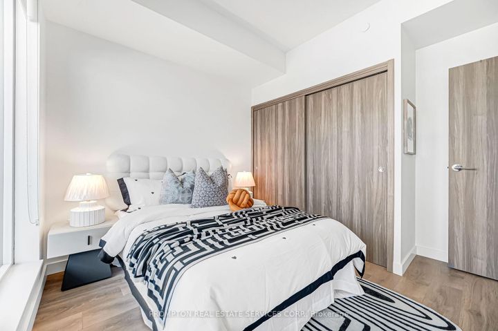 Photo 22 at 611 - 95 Mcmahon Drive, Bayview Village, Toronto