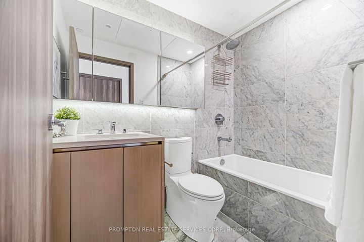 Photo 23 at 611 - 95 Mcmahon Drive, Bayview Village, Toronto