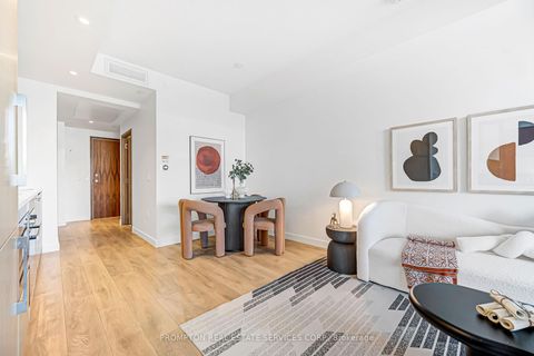 Photo 17 at 611 - 95 Mcmahon Drive, Bayview Village, Toronto