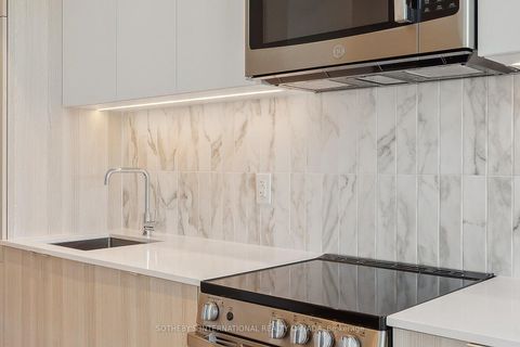 Photo 4 at 310 - 500 Dupont Street, Annex, Toronto