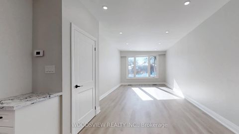 Photo 7 at 56 Niantic Crescent, Donalda, Toronto