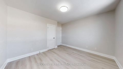 Photo 11 at 56 Niantic Crescent, Donalda, Toronto