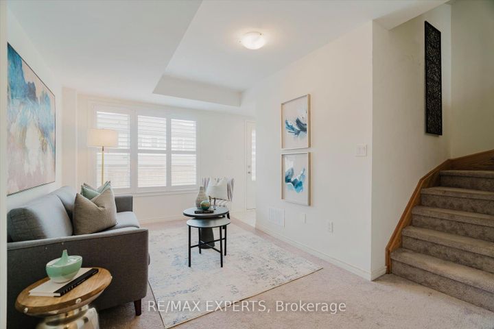 Photo 1 at 1410 Coral Springs Path, Taunton, Oshawa