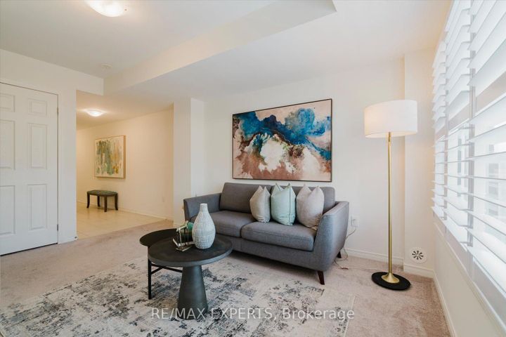 Photo 3 at 1410 Coral Springs Path, Taunton, Oshawa