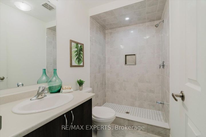 Photo 23 at 1410 Coral Springs Path, Taunton, Oshawa