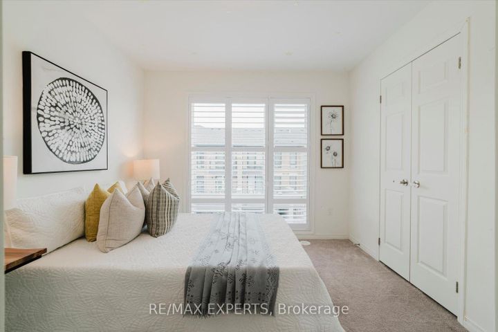 Photo 25 at 1410 Coral Springs Path, Taunton, Oshawa