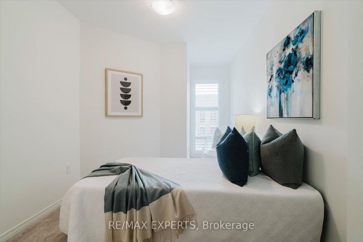 Photo 27 at 1410 Coral Springs Path, Taunton, Oshawa