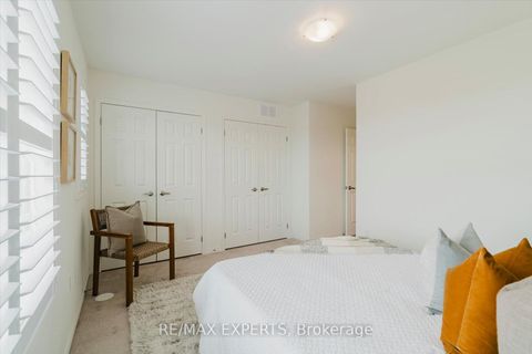 Photo 20 at 1410 Coral Springs Path, Taunton, Oshawa