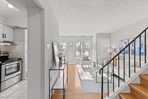 Photo 2 at 290 - 165 Cherokee Boulevard, Pleasant View, Toronto