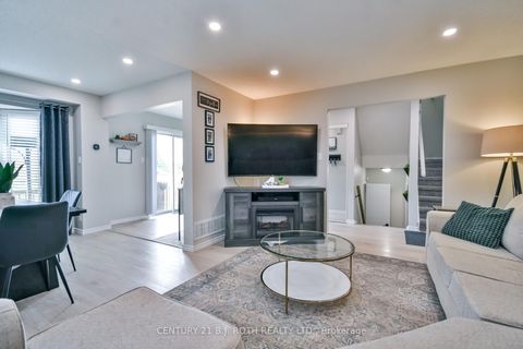 Photo 6 at 12 BURKE Drive, West Bayfield, Barrie