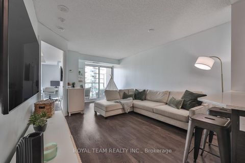 Photo 10 at 1905 - 125 Western Battery Rd Road, Niagara, Toronto