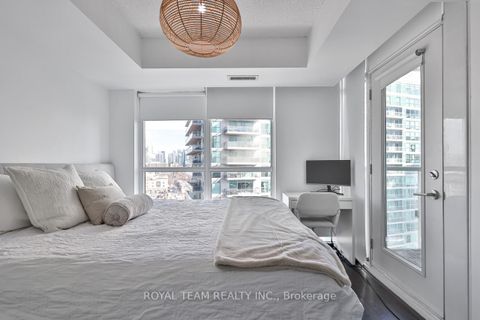 Photo 17 at 1905 - 125 Western Battery Rd Road, Niagara, Toronto