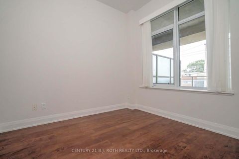 Photo 20 at 313 - 15277 Yonge Street S, Aurora Village, Aurora