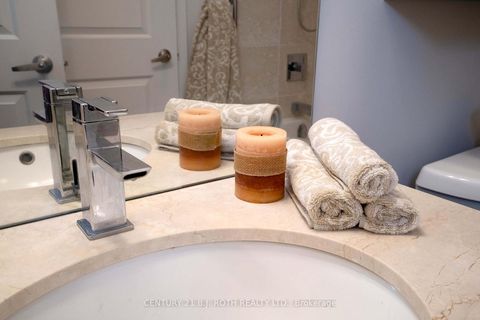 Photo 26 at 313 - 15277 Yonge Street S, Aurora Village, Aurora