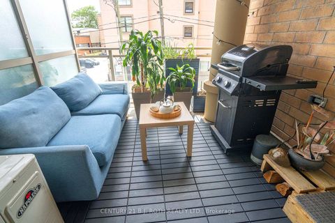 Photo 29 at 313 - 15277 Yonge Street S, Aurora Village, Aurora