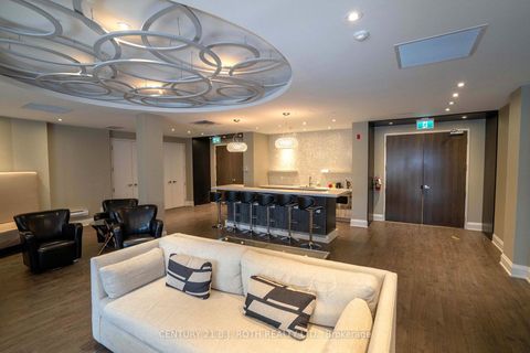 Photo 32 at 313 - 15277 Yonge Street S, Aurora Village, Aurora