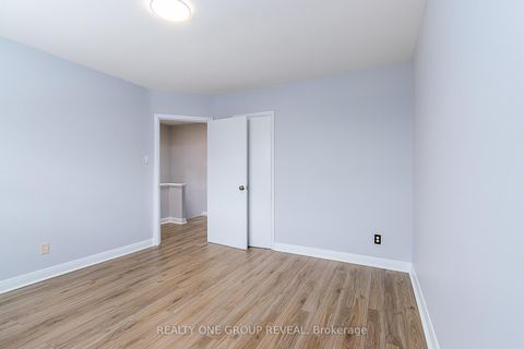 Photo 20 at 12 Thurodale Avenue, Amesbury, Toronto