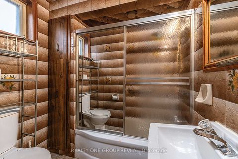 Photo 23 at 12 Thurodale Avenue, Amesbury, Toronto