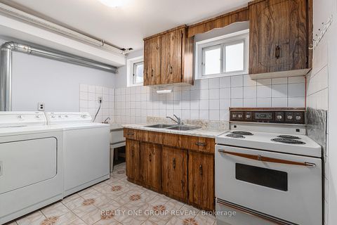 Photo 24 at 12 Thurodale Avenue, Amesbury, Toronto