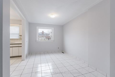 Photo 28 at 12 Thurodale Avenue, Amesbury, Toronto