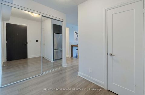 Photo 10 at 601 - 18 Graydon Hall Drive, Donalda, Toronto