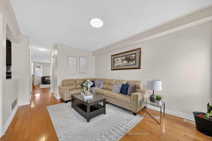 Photo 7 at 24 Overture Lane, Bramalea North Industrial, Brampton