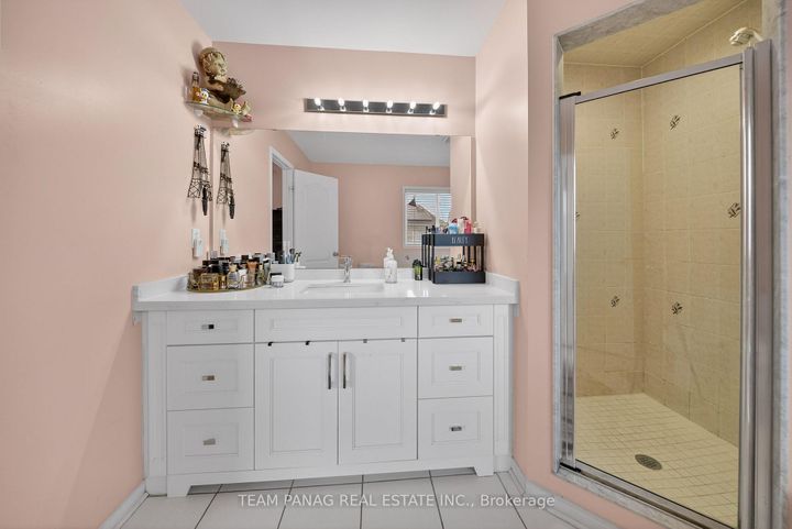 Photo 20 at 24 Overture Lane, Bramalea North Industrial, Brampton