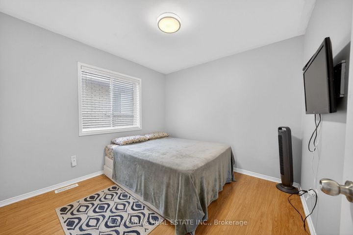 Photo 21 at 24 Overture Lane, Bramalea North Industrial, Brampton