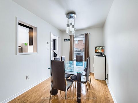 Photo 14 at 3927 Rippleton Lane, Lisgar, Mississauga