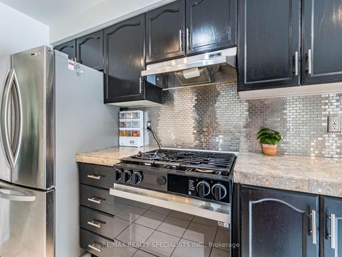 Photo 19 at 3927 Rippleton Lane, Lisgar, Mississauga