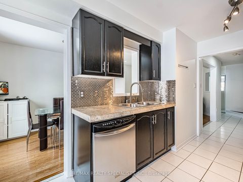 Photo 20 at 3927 Rippleton Lane, Lisgar, Mississauga