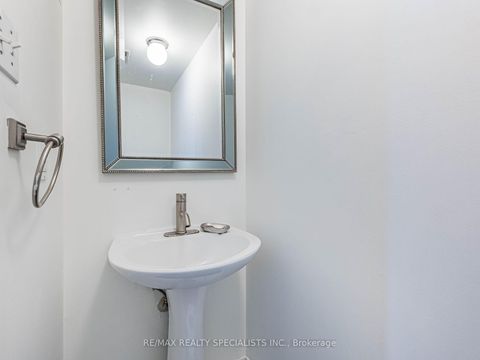 Photo 24 at 3927 Rippleton Lane, Lisgar, Mississauga