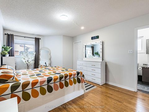 Photo 27 at 3927 Rippleton Lane, Lisgar, Mississauga