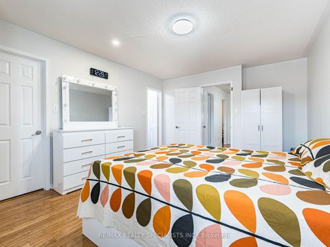 Photo 28 at 3927 Rippleton Lane, Lisgar, Mississauga