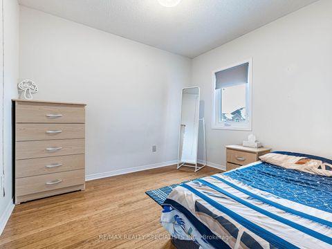 Photo 34 at 3927 Rippleton Lane, Lisgar, Mississauga