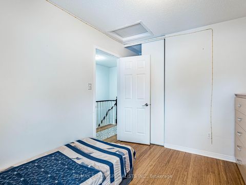 Photo 35 at 3927 Rippleton Lane, Lisgar, Mississauga