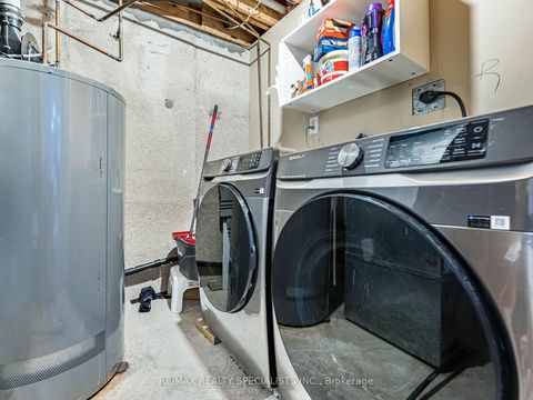 Photo 40 at 3927 Rippleton Lane, Lisgar, Mississauga