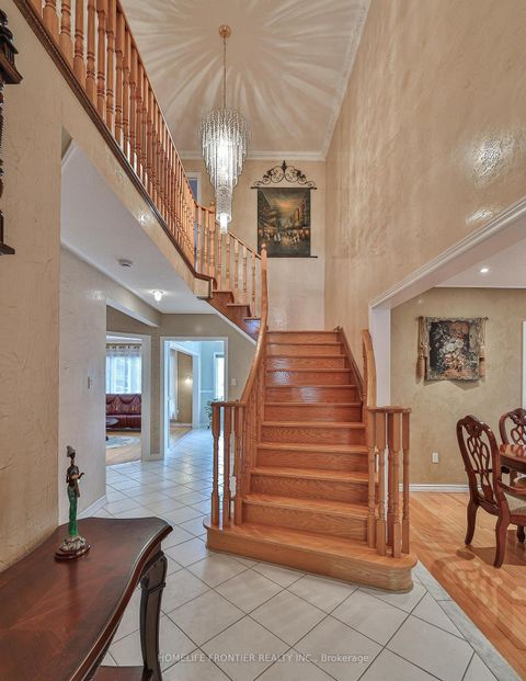 Photo 19 at 110 Red River Crescent, Woodland Hill, Newmarket