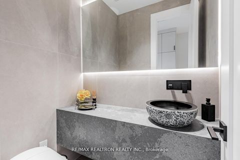 Photo 6 at 673 Crawford Street, Little Italy, Toronto