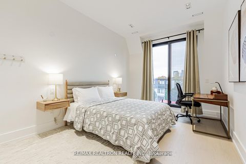 Photo 17 at 673 Crawford Street, Little Italy, Toronto