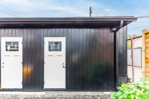 Photo 27 at 673 Crawford Street, Little Italy, Toronto