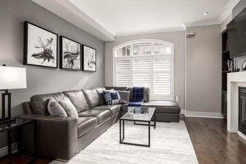 Photo 5 at 16 Powseland Crescent, West Woodbridge, Vaughan