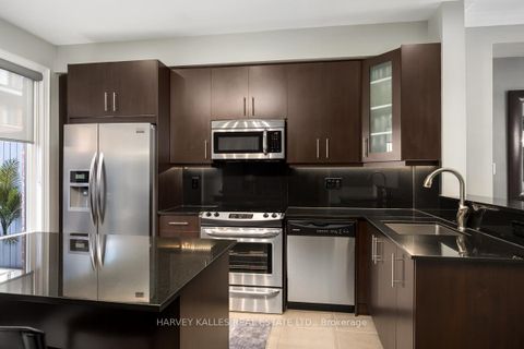 Photo 11 at 16 Powseland Crescent, West Woodbridge, Vaughan