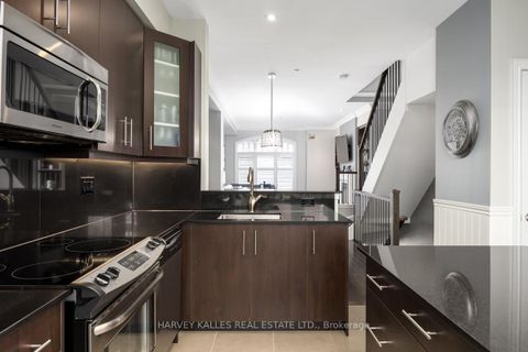 Photo 14 at 16 Powseland Crescent, West Woodbridge, Vaughan