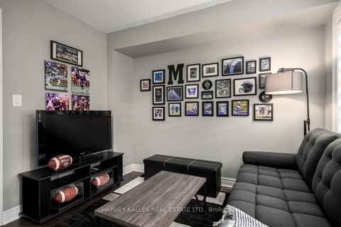 Photo 28 at 16 Powseland Crescent, West Woodbridge, Vaughan