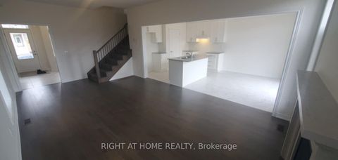 Photo 4 at 1320 Davis Loop, Lefroy, Innisfil