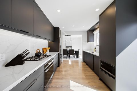 Photo 19 at 41 Camlaren Crescent, Kleinburg, Vaughan