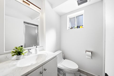 Photo 36 at 41 Camlaren Crescent, Kleinburg, Vaughan